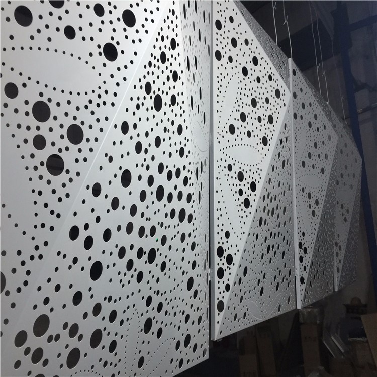 OEM Metal Solid Curtain Wall Panel Hole Punching Aluminium Veneer